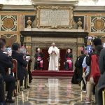 Papa Francisco: a Bíblia é a melhor vacina contra o fechamento da Igreja