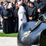 Desemprego é tragédia mundial, afirma o Papa