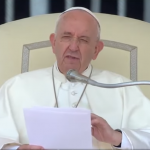 “A graça das relações fraternas”: Papa recorda a viagem à Romênia