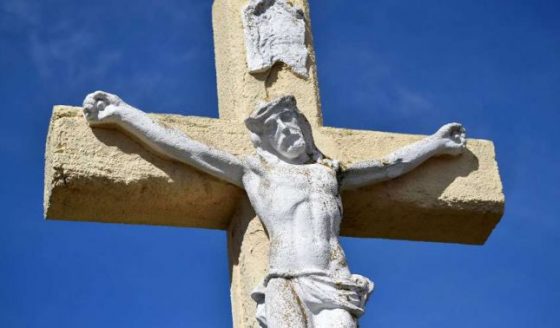 Relatório recomenda que Reino Unido peça à ONU resolução sobre cristãos perseguidos