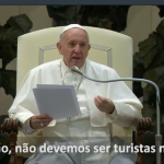 Audiência: não fazer turismo espiritual na Igreja, mas viver como irmãos