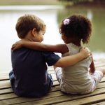 Amizade: manifestação infinita do amor de Deus