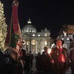 Natal no Vaticano: árvore e presépio de madeira recuperada