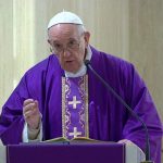 Papa Francisco: sacerdotes, levem a Eucaristia aos doentes de coronavírus