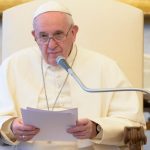 O Papa na Audiência Geral: “A oração é o respiro da fé”