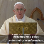 O Papa reza pelos enfermeiros, exemplo de heroísmo. A paz de Jesus nos abre aos outros