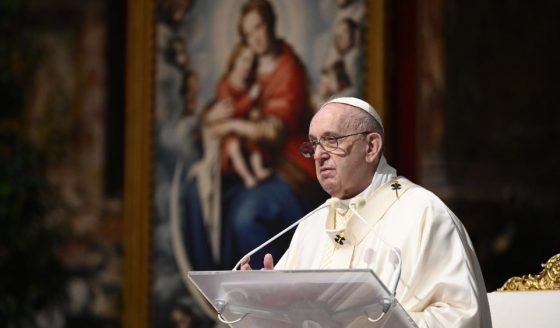 Papa: com Jesus, podemos nos imunizar contra a tristeza
