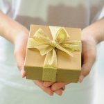 Há algo tão importante quanto saber dar: saber receber