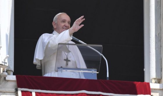 Francisco: “Podemos tornar-nos terreno fértil para a Palavra de Deus"