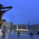 Papa Francisco: procuremos o contágio do amor, transmitido de coração a coração