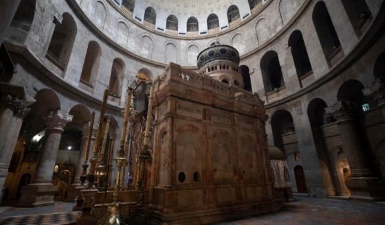 Ajuda especial para Jerusalém da Ordem do Santo Sepulcro