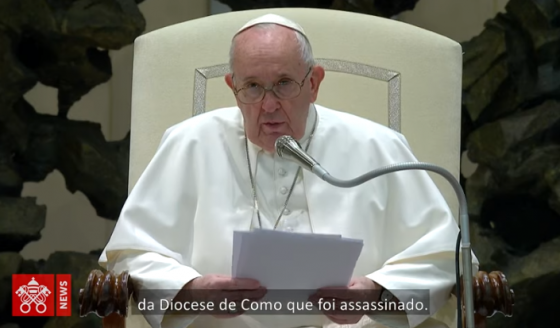 O Papa na Audiência Geral: quem reza não é um iludido